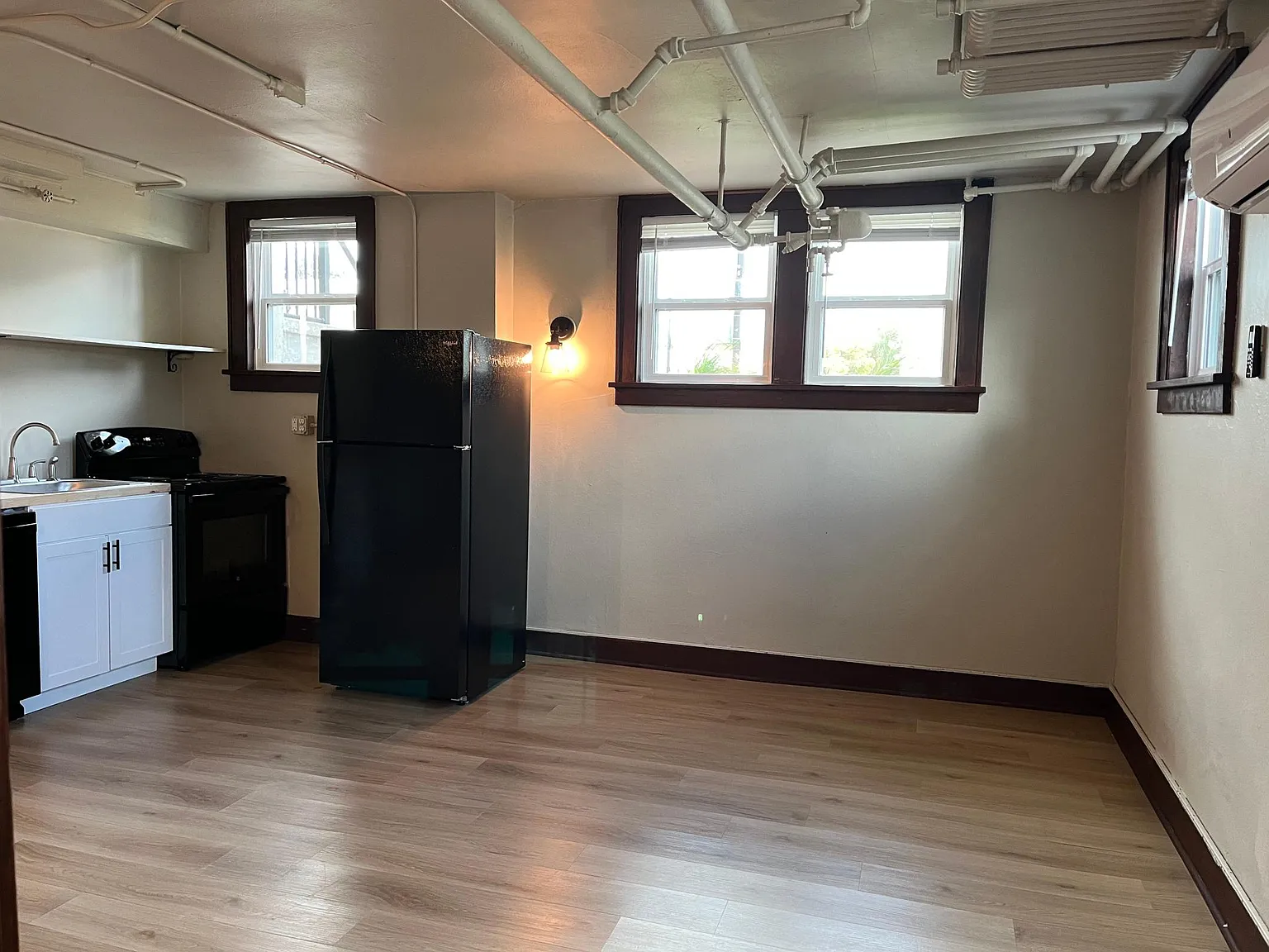 1 bed, $670 — Photo 2