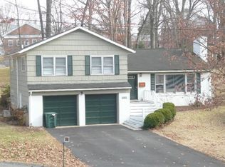 1941 Cherokee Rd, Waynesboro, VA 22980