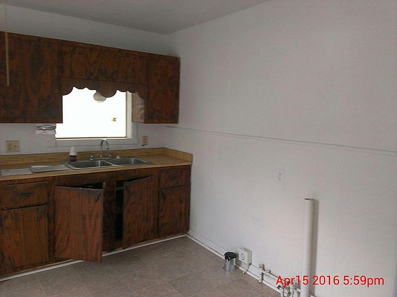 4th image of 107 Jessamine Ave