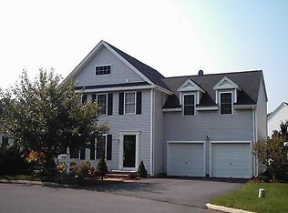 15 Matthew Ct, Avon, CT 06001