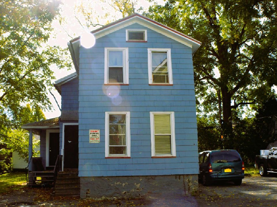 1st image of 165 Averill Ave #Up