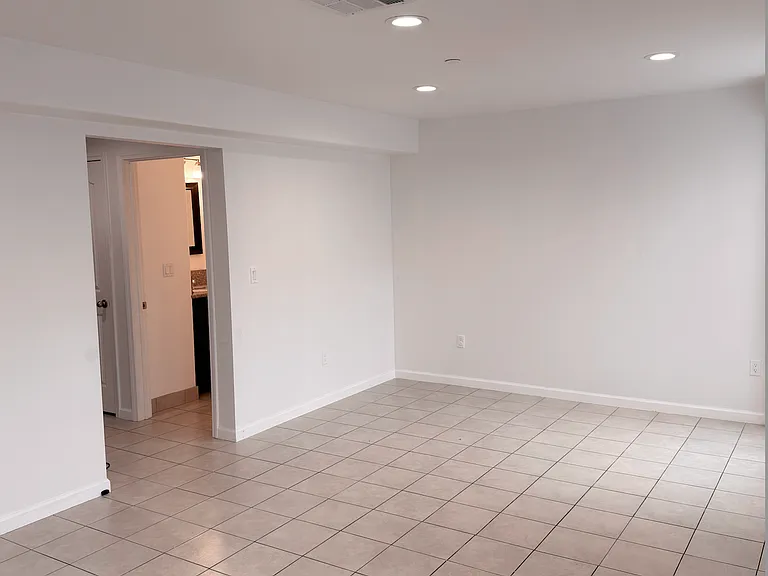 14009 Bessemer St #2 — Photo 3