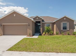 841 SW 37th Lane Cpe, Coral, FL 33914