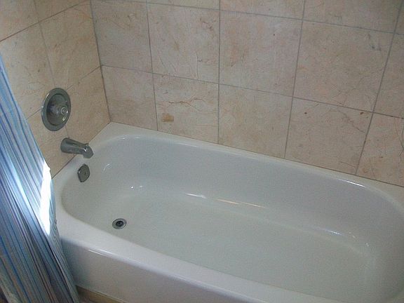 Bathtub