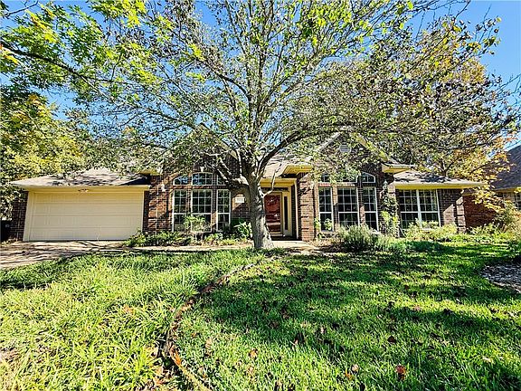 2nd image of 3933 Oriole Ct