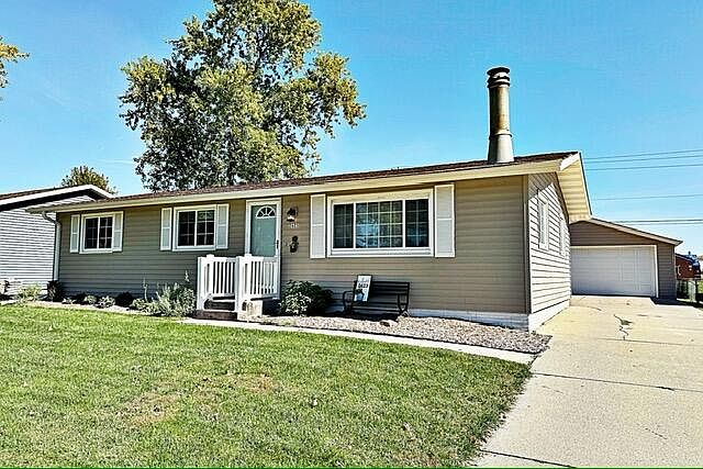 1st image of 2623 N 15th Pl