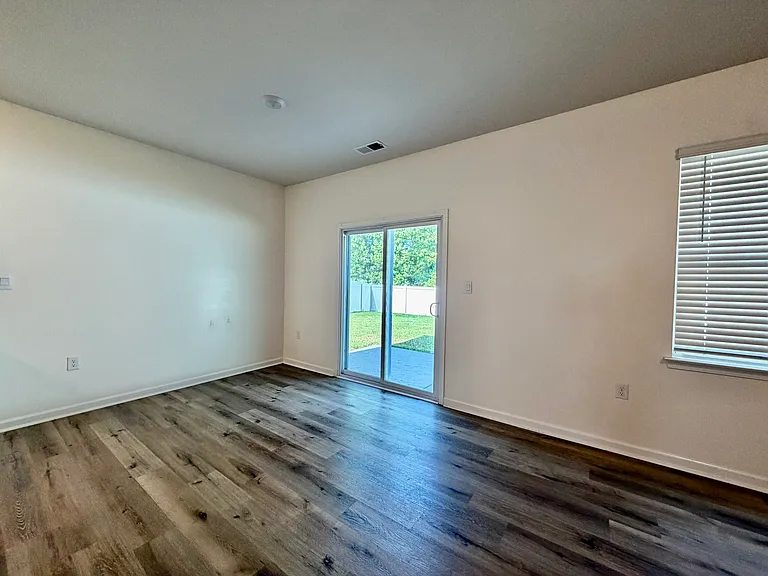 130 Sweetfern Ln — Photo 16