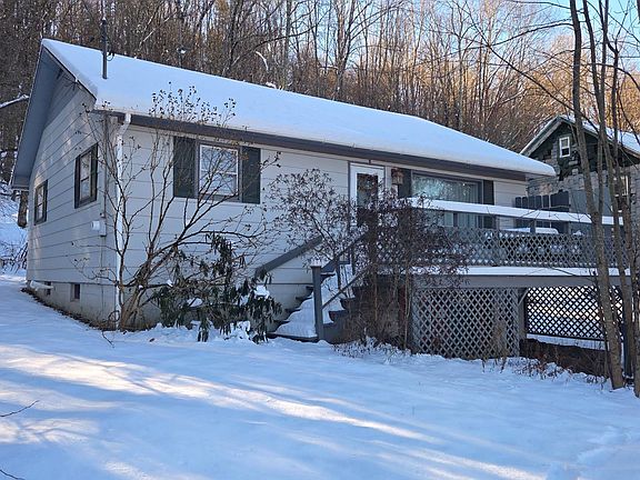 3rd image of 284 Dry Brook Rd