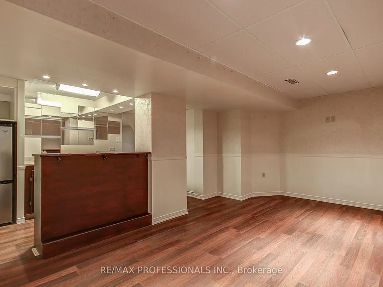 2145 Country Club Dr E #23 — Photo 25