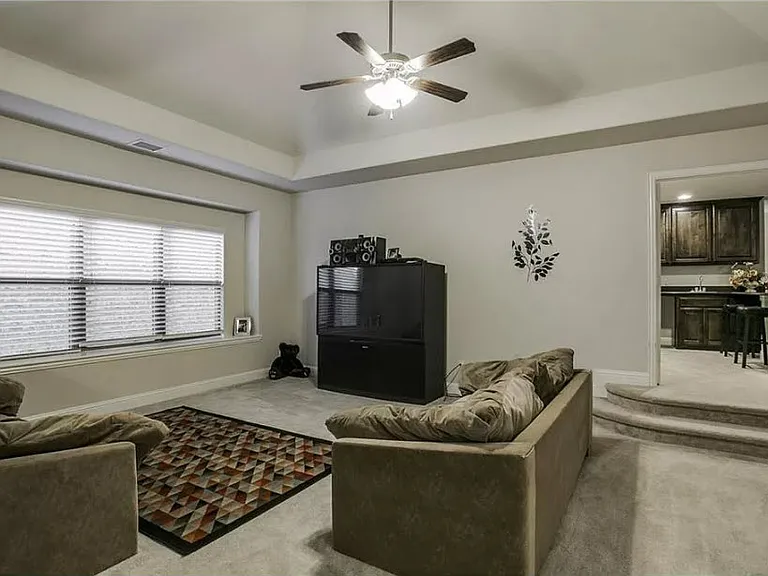 4639 Canal St — Photo 13