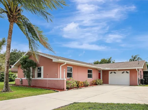 386 NW Ferris Drive, Port St Lucie, FL 34983