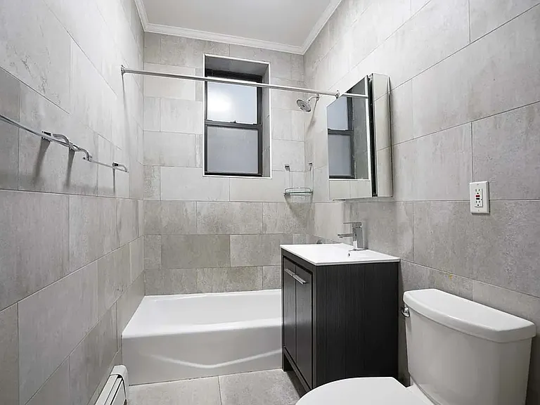 1644 Madison Ave #4R — Photo 6