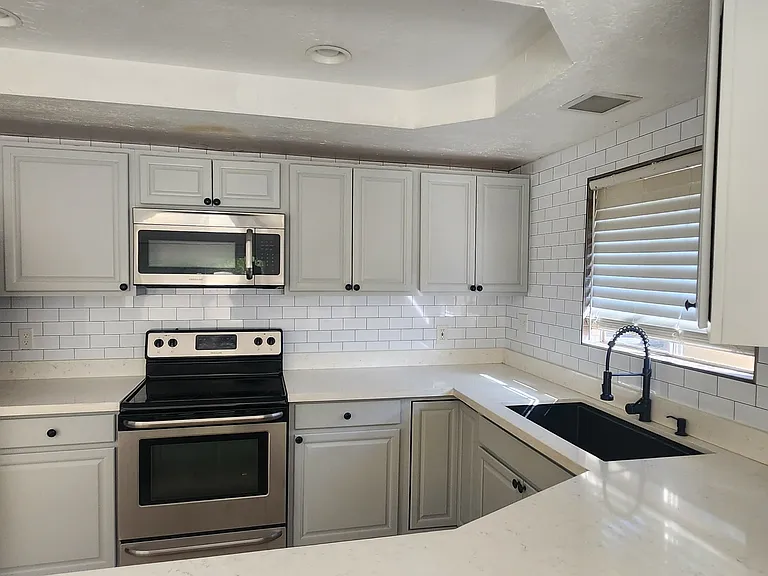 2018 E Solana Dr — Photo 9