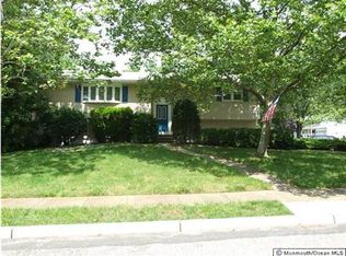 42 Whitewood Pl, Old Bridge, NJ 08857