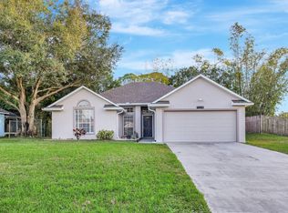 412 SE Evans Ave, Port Saint Lucie, FL 34984