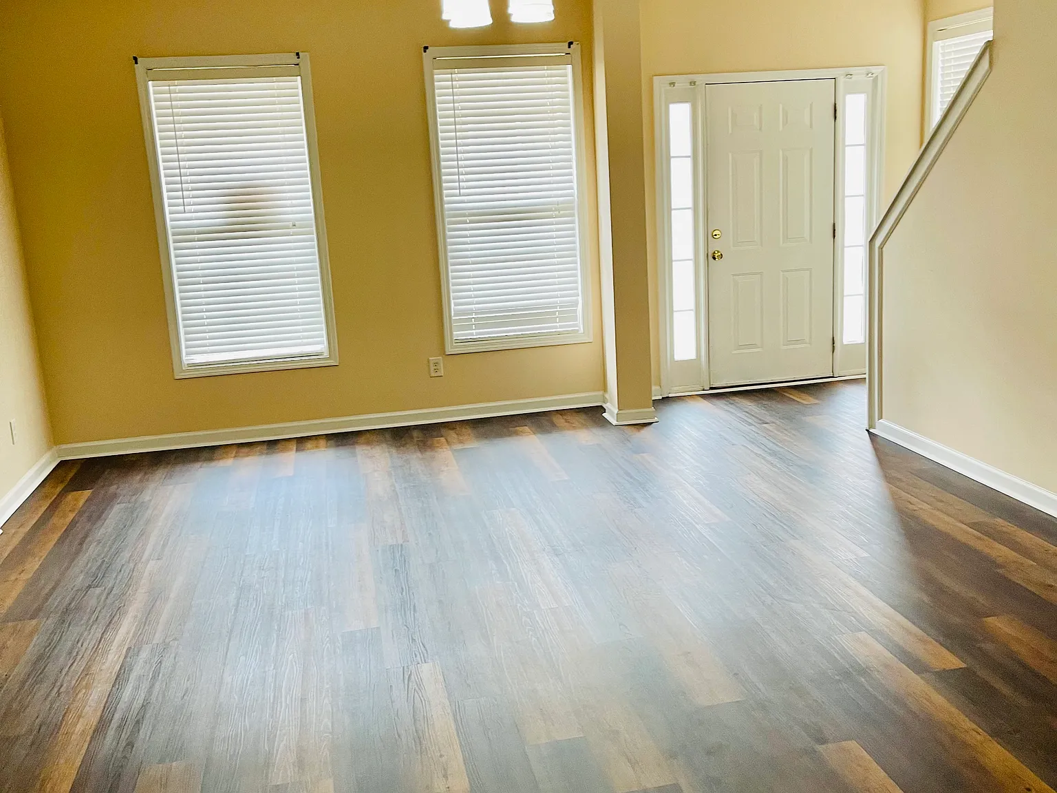3 bed, 2.5 bath, 1530 sqft, $2,100 — Photo 4