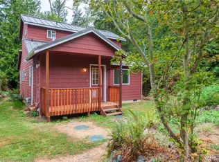 3740 Cedrus Ln, Lummi Island, WA 98262