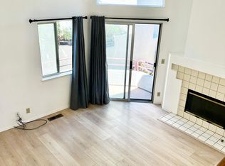 122 E Court Ln, Foster City, CA 94404