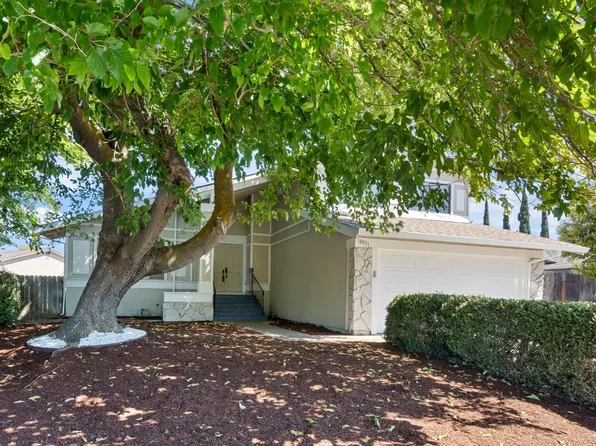 10011 Bromley Way, Sacramento, CA 95827
