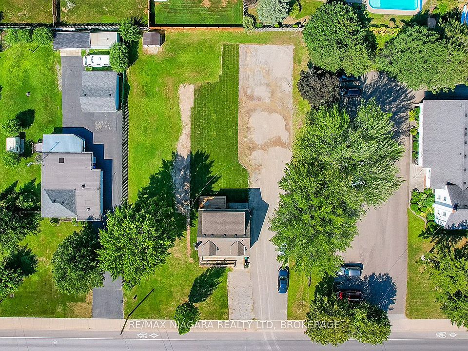 2nd image of 186 Thorold Rd