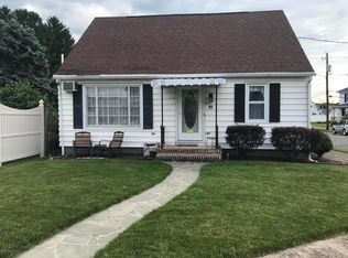 30 E 1st St, Exeter, PA 18643