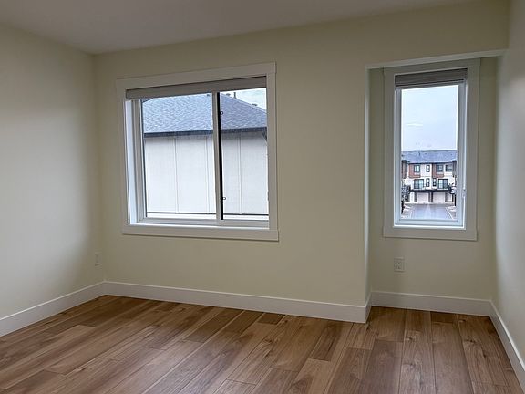 4th image of 500 Fleming Rd Unit 40