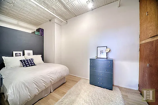 Rented by Halstead Real Estate | media 28