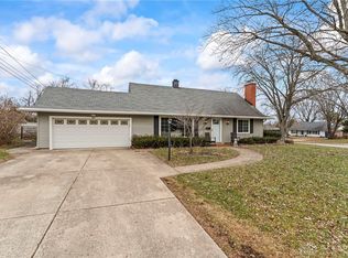 861 Gardner Rd, Dayton, OH 45429