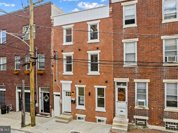 1124 E Dunton St, Philadelphia, PA 19123