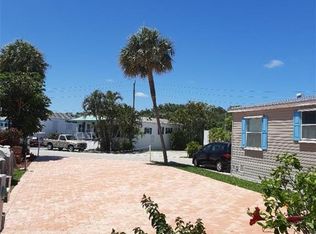 2100 Nettles Blvd, Jensen Beach, FL 34957