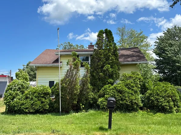 386 S Amboy Rd, Conneaut, OH 44030