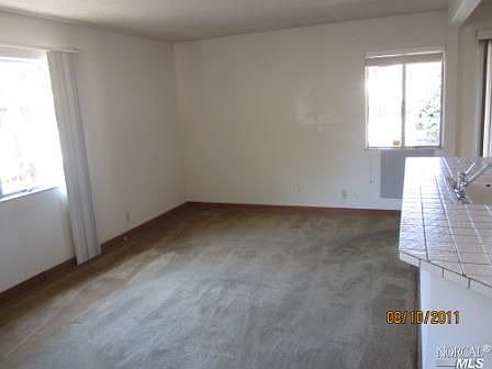 2nd image of 1912 Alice Dr