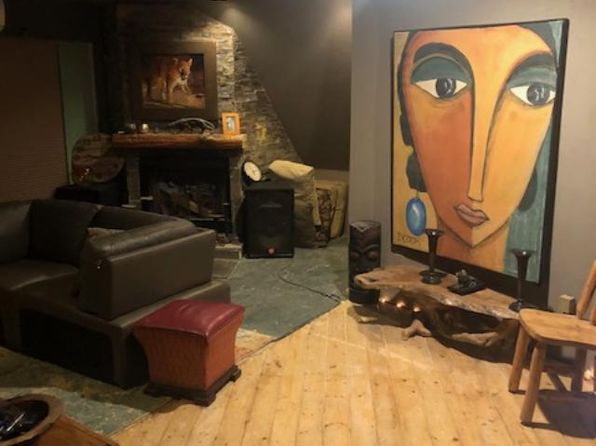 (undisclosed Address)