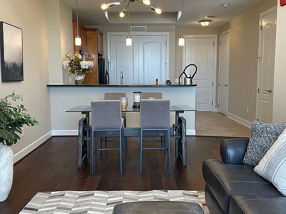3rd image of 1915 Towne Centre Blvd Unit 714