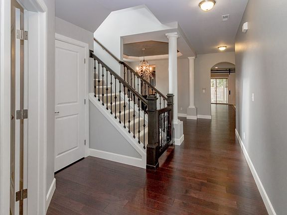 5th image of 1126 35th Street Pl SE