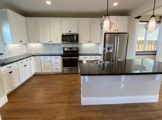 214 E Koshiba Pl, Tracy, CA 95391