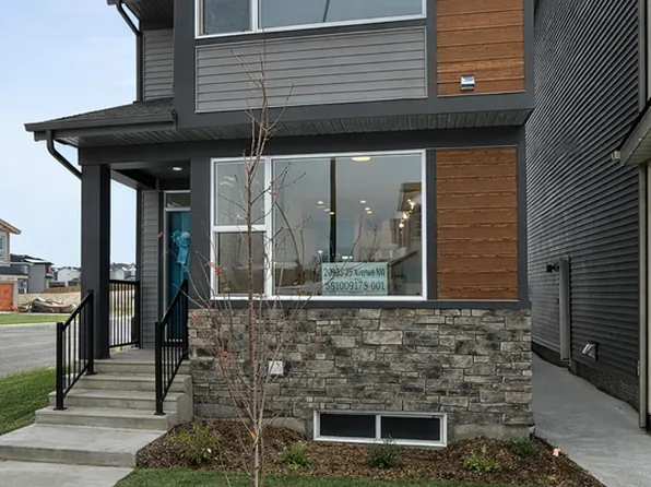 20903 25th Ave NW Unit 1, Edmonton, AB T6M 2K7