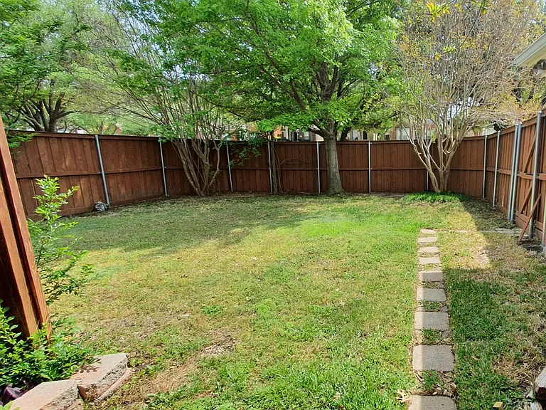 9720 Windy Hollow Dr — Photo 19