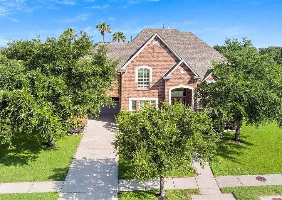 1st image of 2871 Alentina Court