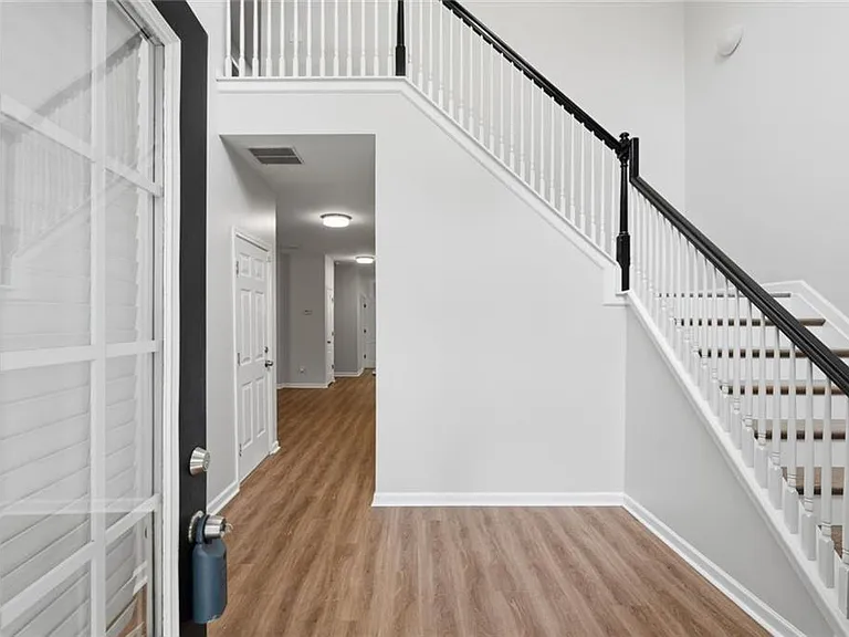 2148 Splitrail Trl NE — Photo 8