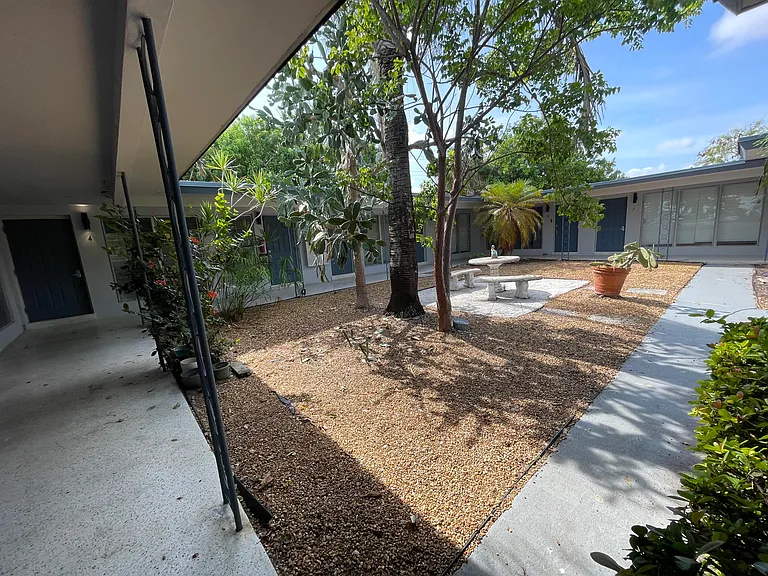 1708 NE 20th Ave #4 — Photo 12