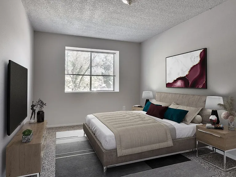 1204 S Euclid Ave — Photo 13