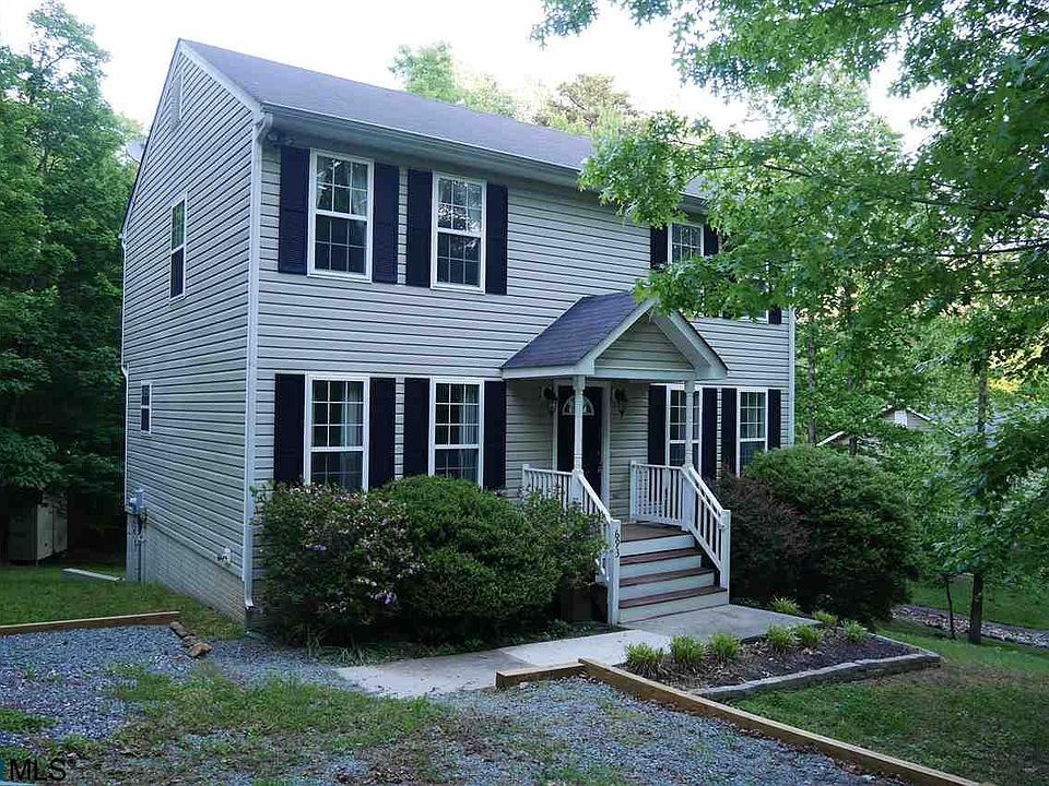 1st image of 693 Jefferson Dr