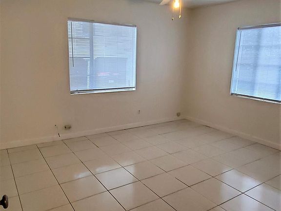 3rd image of 4238 San Juan Ave