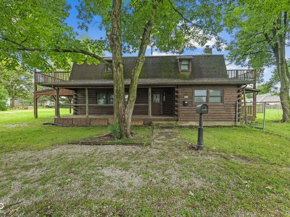 629 Cross St, Hope, IN 47246