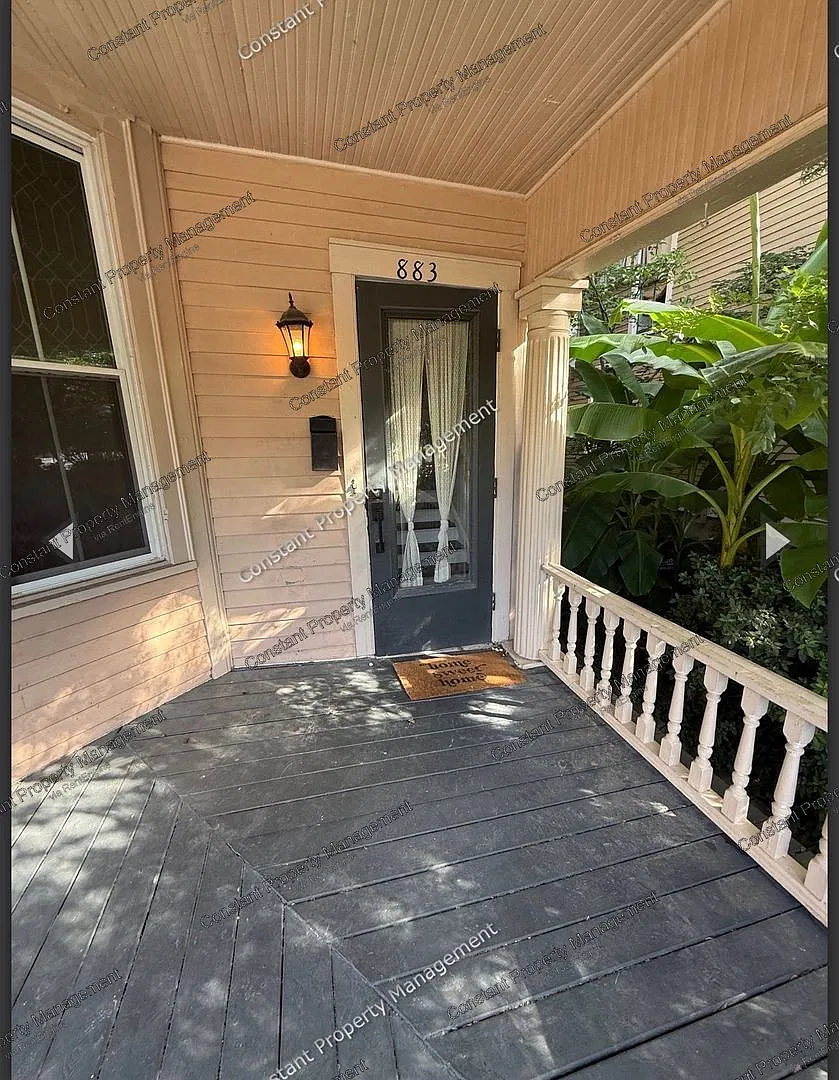 2 bed, 1.0 bath, 1200 sqft, $1,195 — Photo 2