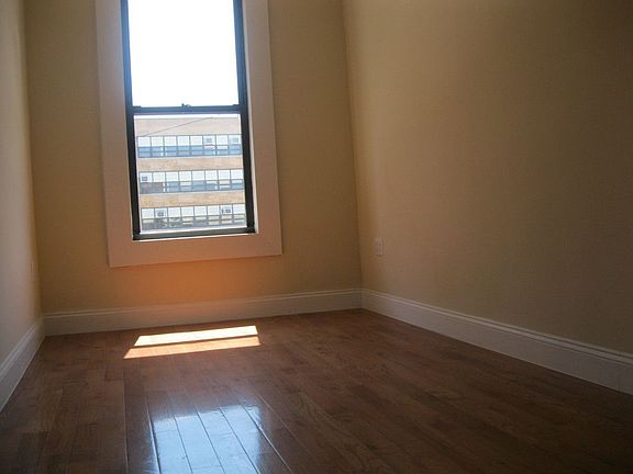 4th image of 257 N 7th St #4D