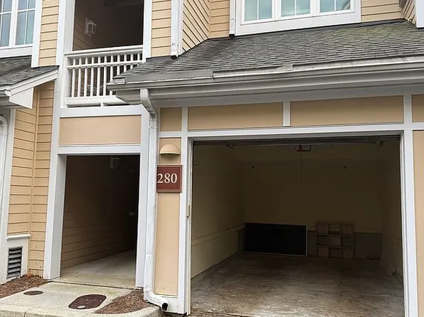 280 Seven Farms Dr Unit 202, Daniel Island, SC 29492