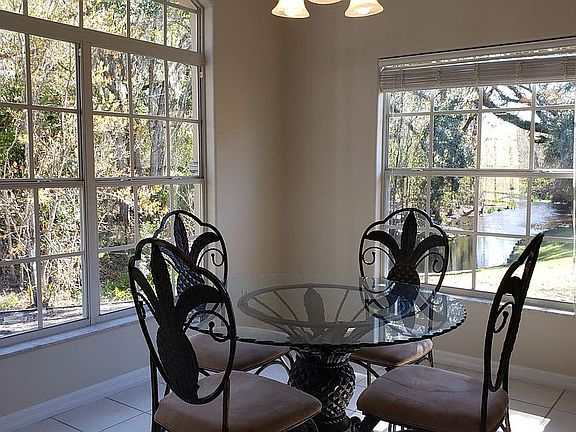 5th image of 518 High Vista Dr