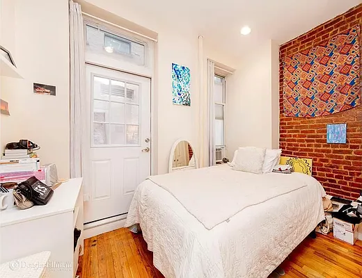 Rented by Douglas Elliman | media 9